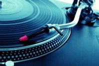 EU hilft Musikfirmen bei den Elvis- und Beatles-Lizenzgebühren 